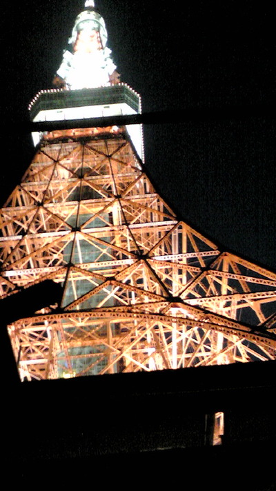 ＪＩＰＤＥＣの在る場所は、東京タワー直下