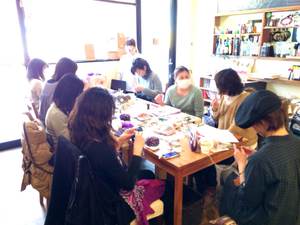 ７月１７日（木）は町田７０５cafeでニットカフェ開催