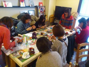 ３月１８日は町田７０５カフェでニットカフェ開催