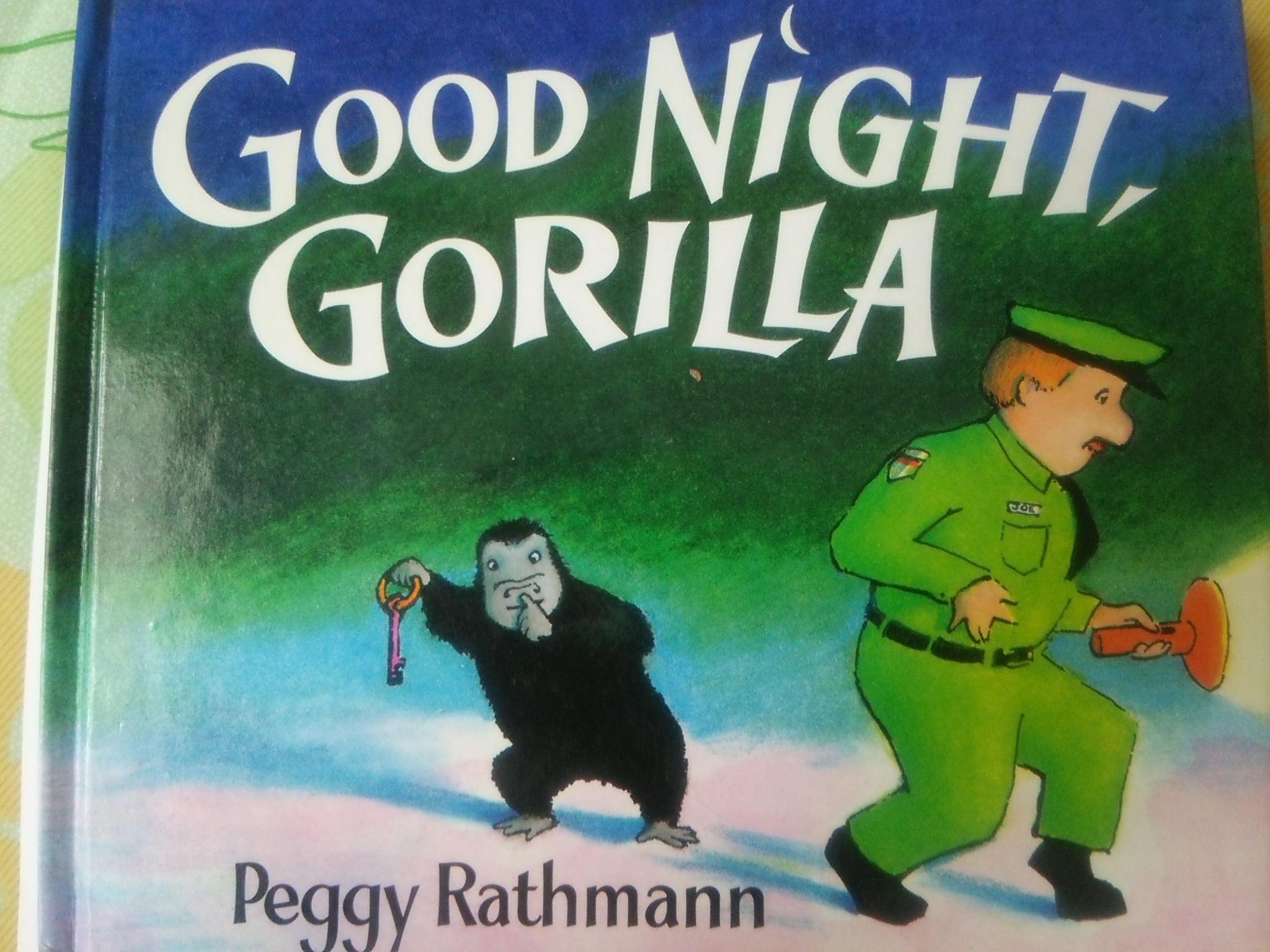 GOOD NIGHT GORILLA by Peggy Rathmann（5/30読み聞かせします！）