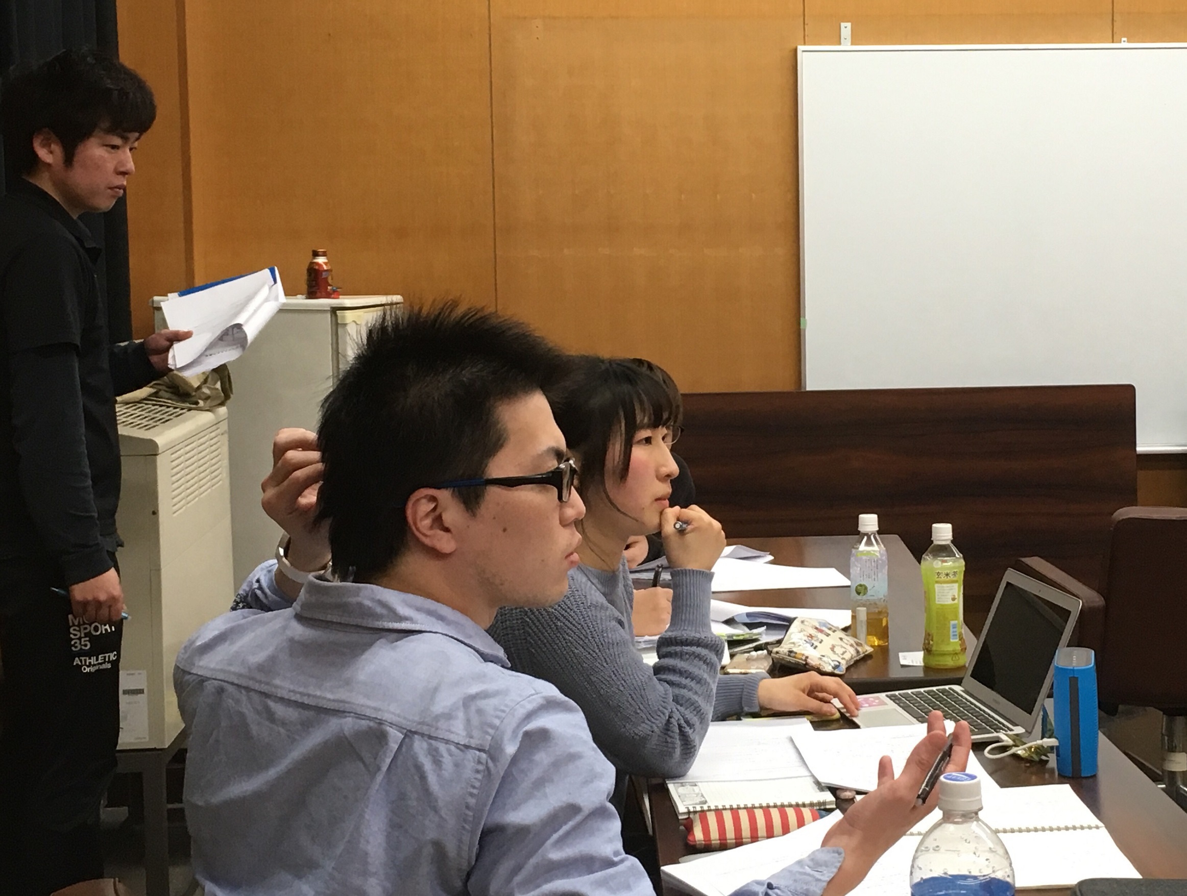 くちびるの会 「逃げぬれて、夜」 稽古場観覧レポート! くちびるの会 「逃げぬれて、夜」 稽古場観覧レポート!