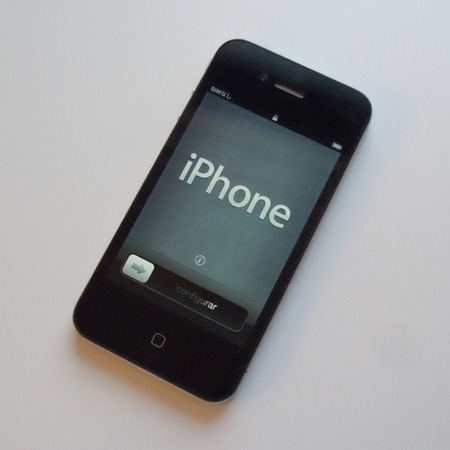 ★ヤフオク最終日★iPhone4 16GB完済品
