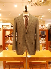 ２Ｂ×ロープド袖でトレンドのブリティッシュスタイルA5スーツ