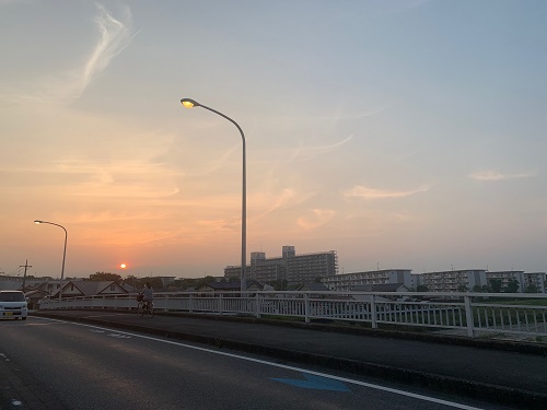 2020.06.04 18:40頃横川橋上からの夕焼け。