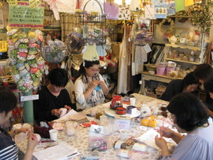 福生の人気雑貨店TABASA・minamiwa作品が買えます