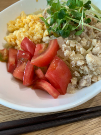 鶏挽肉の冷やし中華