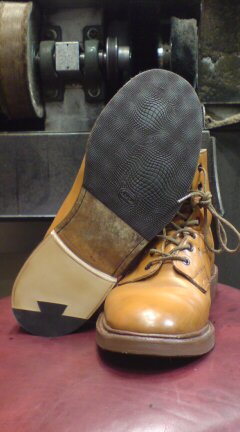 TRICKER’S