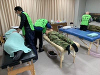 被災者を支援している人に対して鍼灸治療をボランティアで行っている石川県鍼灸師会に活動資金を送る募金活動をします