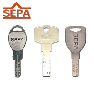 合鍵作製SEPA セパのディンプルキー　￥1,990　合鍵各種その場でご用意できます！！